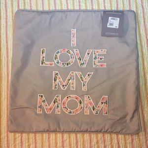 NWT decorative pillow cover